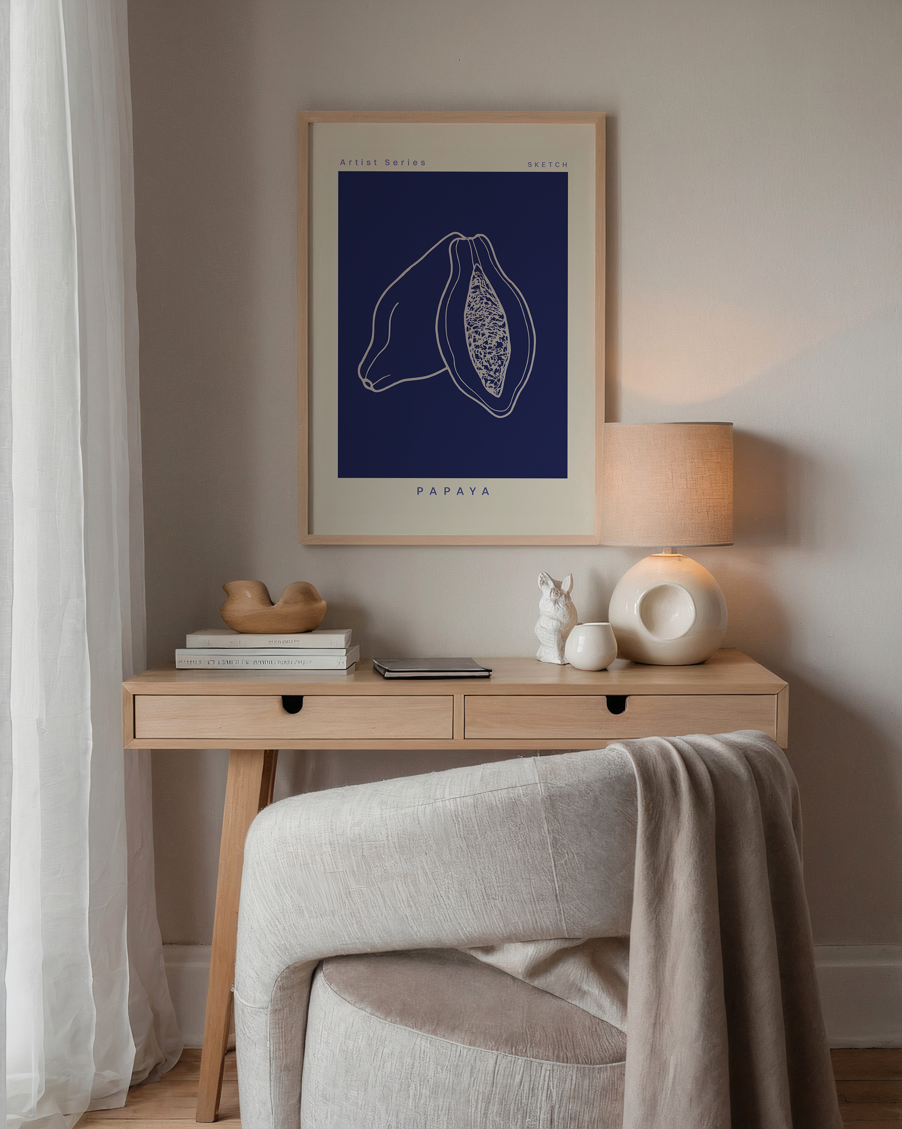 Moderne, blauwe papaja sketch poster van de Artist Series. Minimalistische witte lijntekening van papaja fruit doorsnede.
