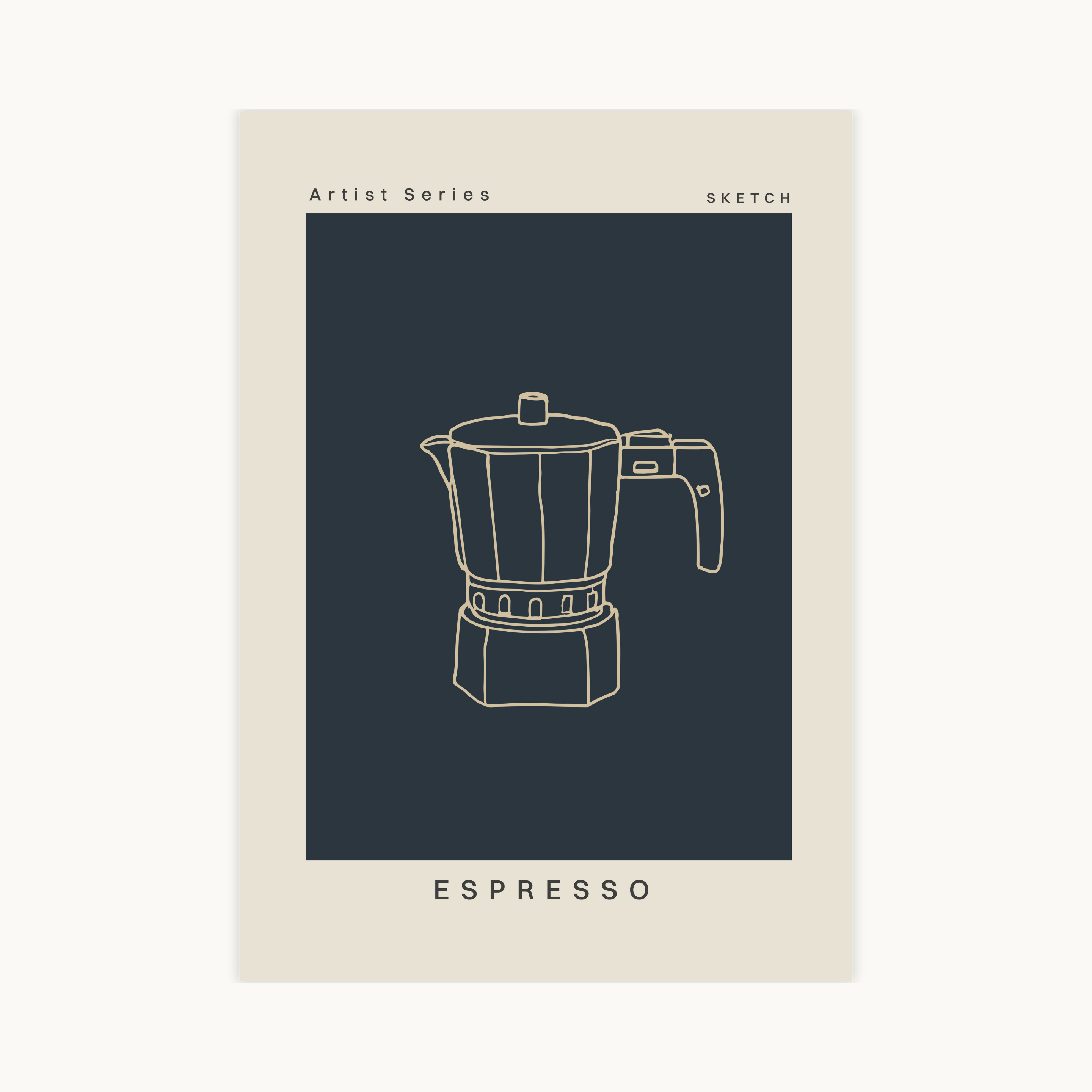 Grafische poster met espressopot in donkerblauw en beige kleuren, minimalistische keukenwanddecoratie voor koffie- en designliefhebbers.
