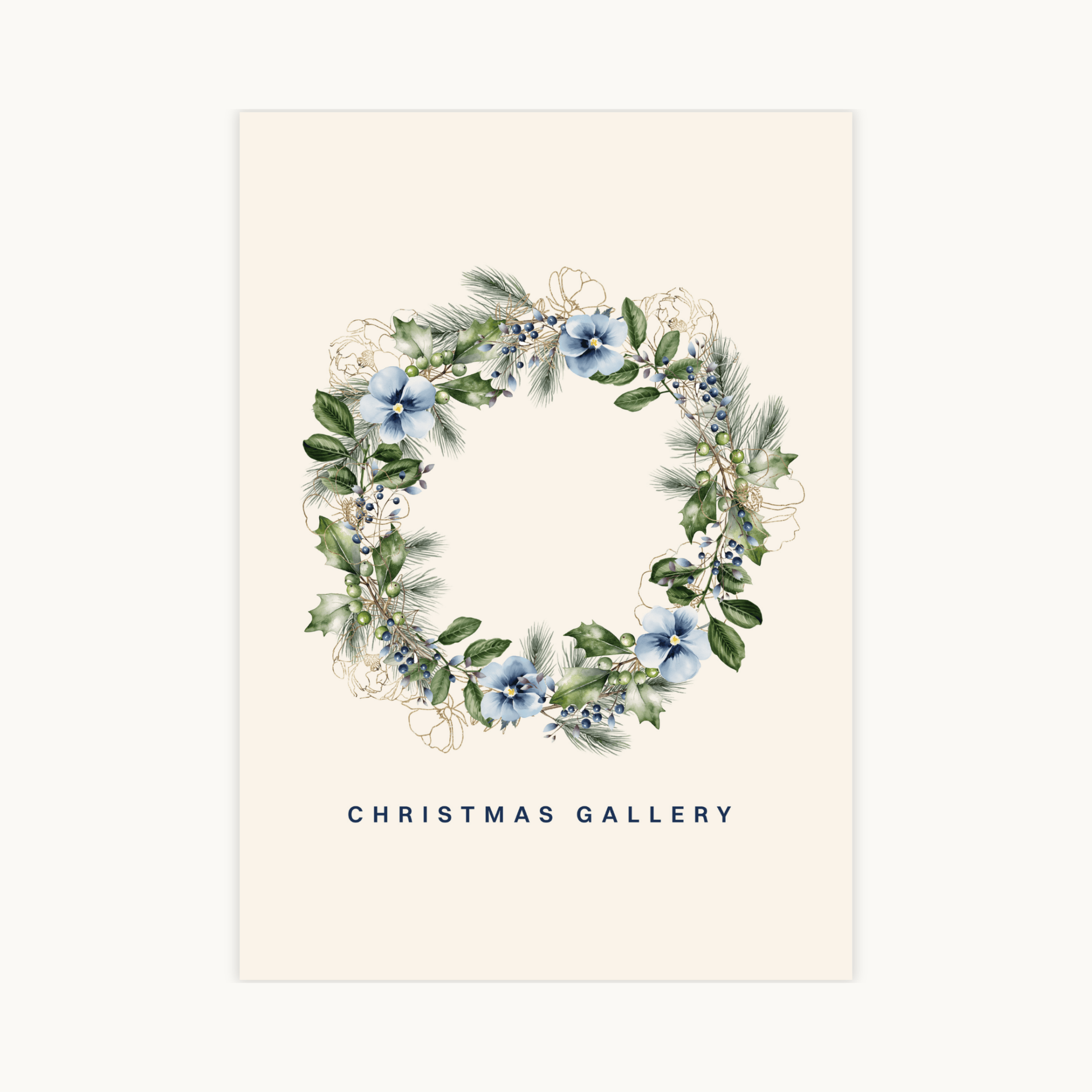 Aquarel poster van een florale kerstkrans met blauwe bloemen, dennentakken en gouden accenten. Scandinavische, botanische kerstmuurkunst.