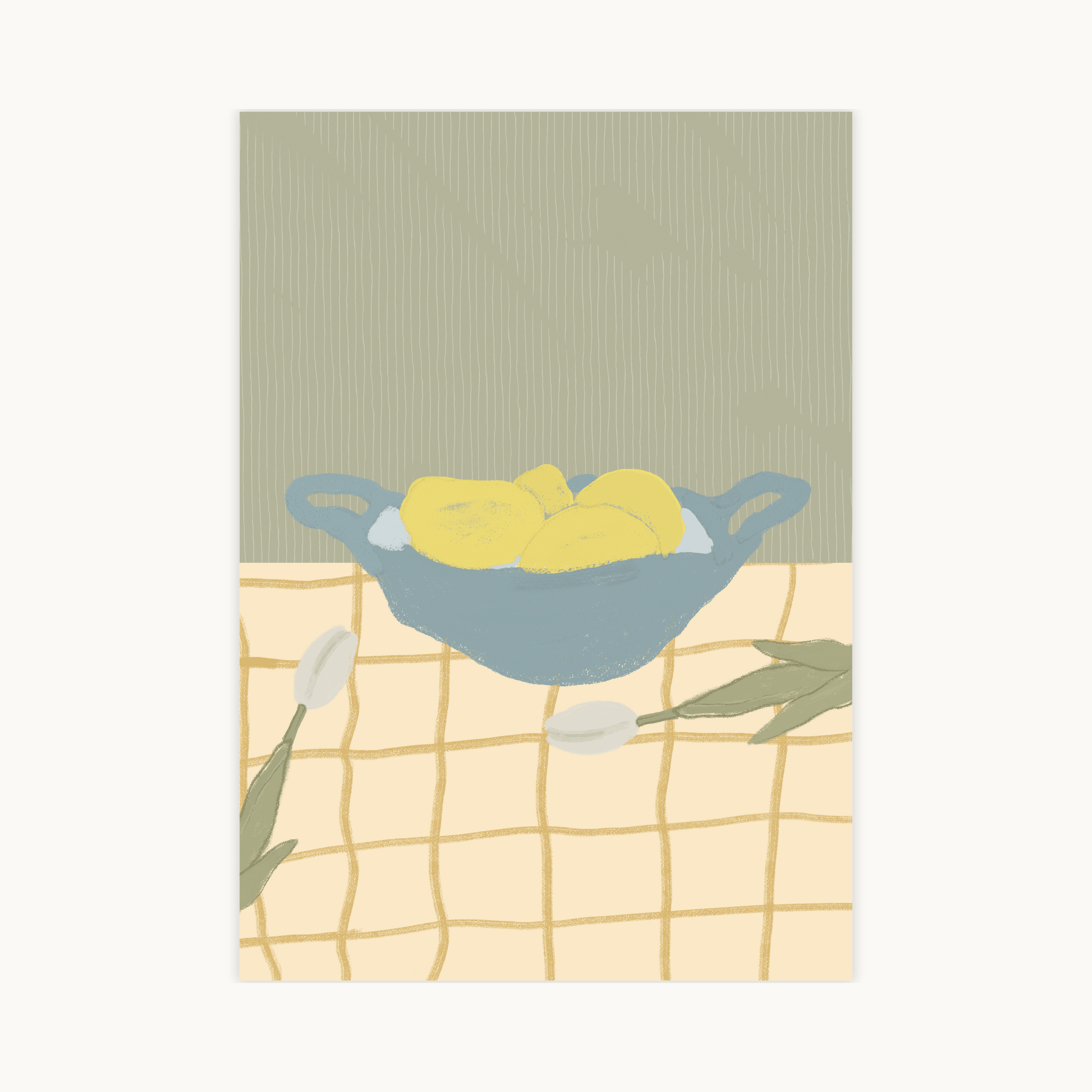 Stilleven poster met citroenen in blauwe schaal en witte tulpen, landelijke wanddecoratie met geel ruitpatroon en groene achtergrond.