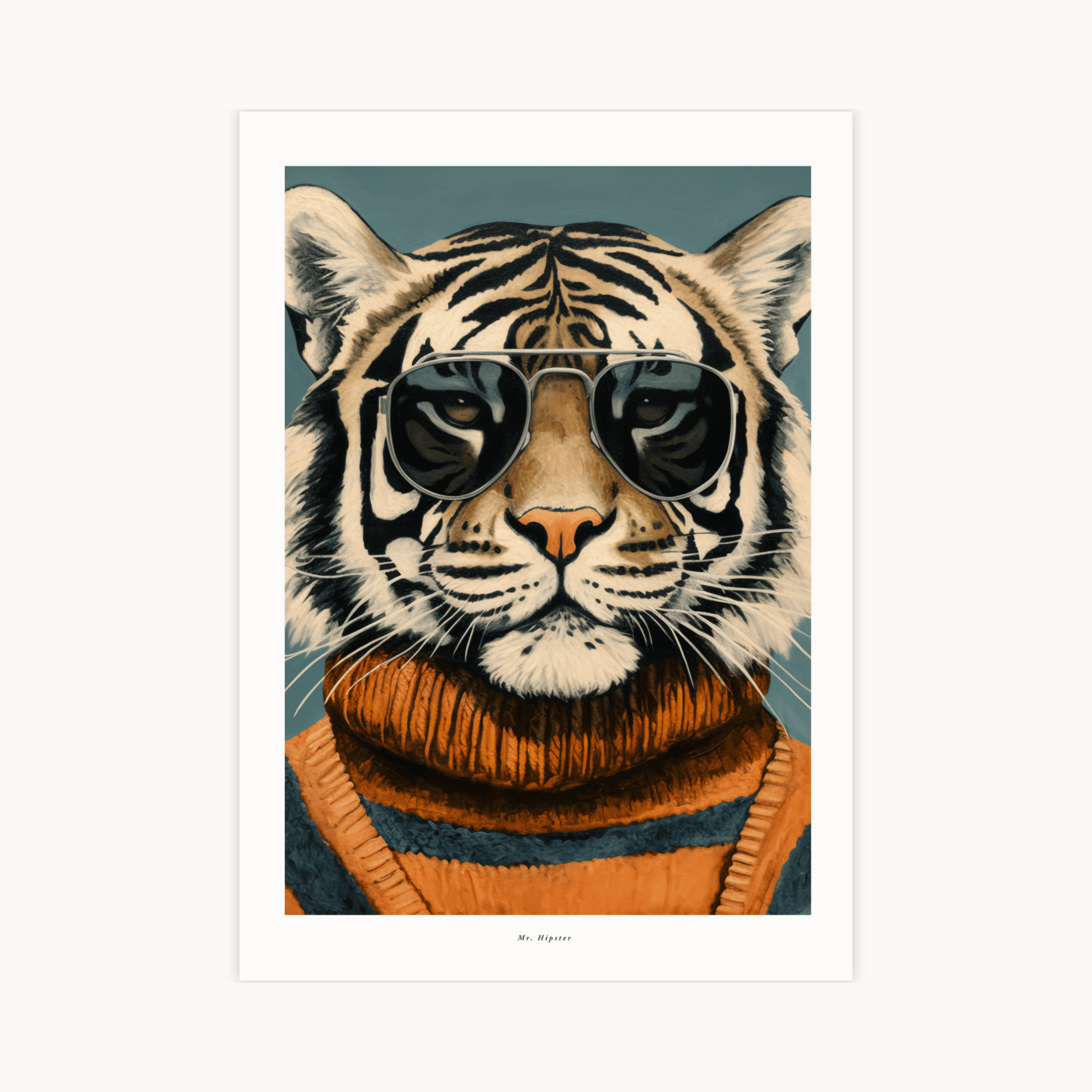 Grappige tijger met zonnebril en oranje coltrui poster. Hipster dierenportret voor een eclectisch interieur.
