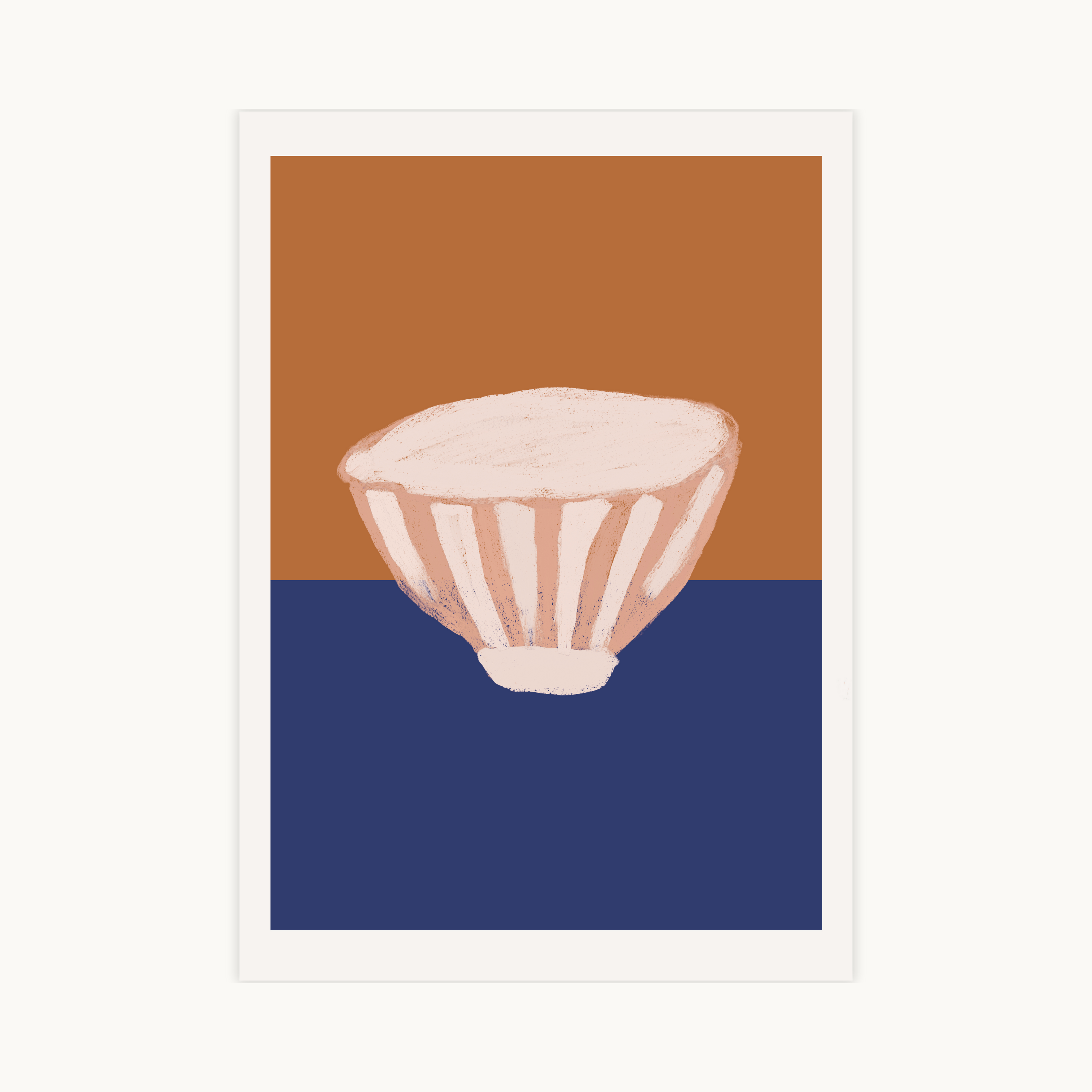 Artistieke poster van een roze met wit gestreepte kom op een terracotta en blauwe achtergrond, moderne keramiek illustratie en wanddecoratie.